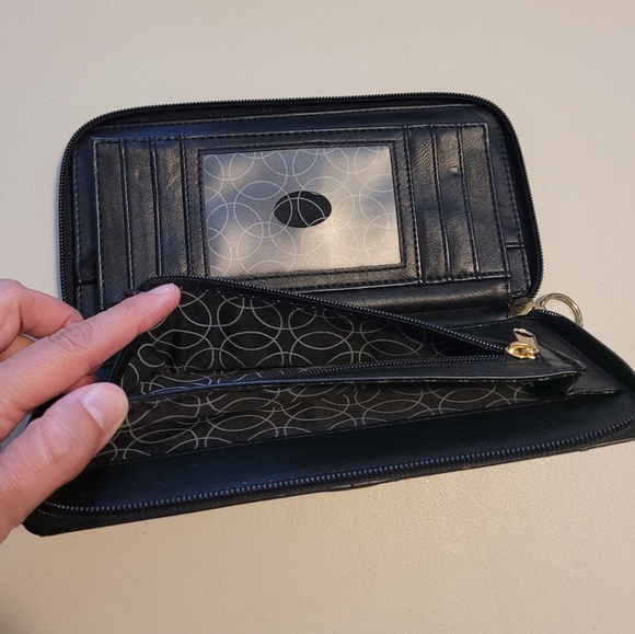 Miche Black Textured Wallet - Picture 5 of 6